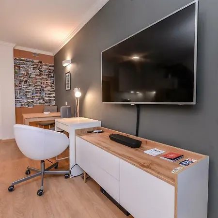 The Spot - Fully Equipped, Central, Modern By Flat Mаnager Appartamento